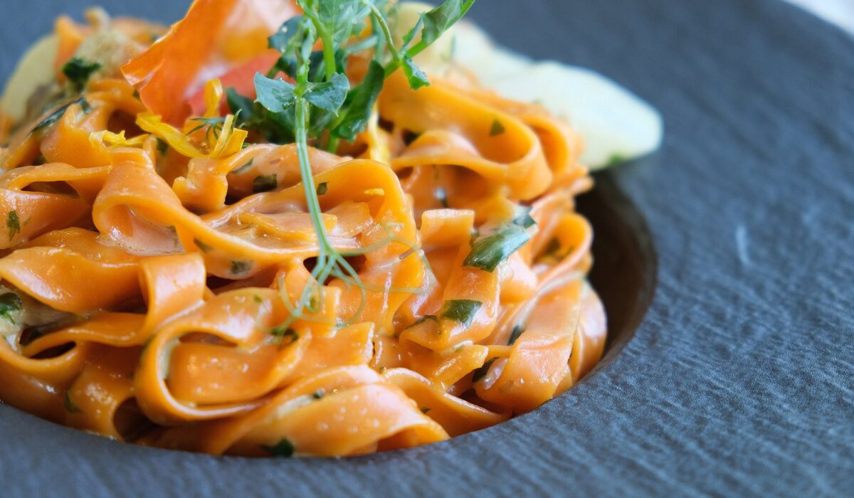 2019_05_tomatentagliatelle_dscf2642.jpg__1500x3000_q85_subsampling-2