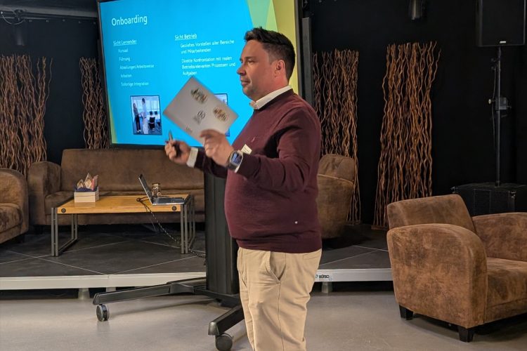 PXL_20260303_165628598