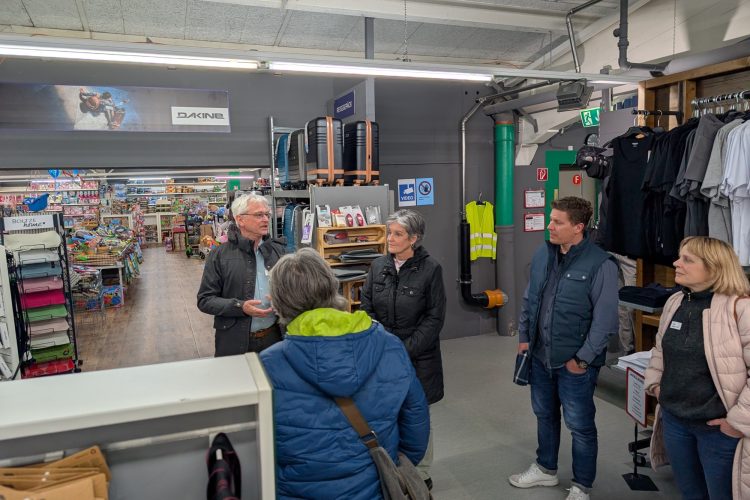 PXL_20260303_174543495