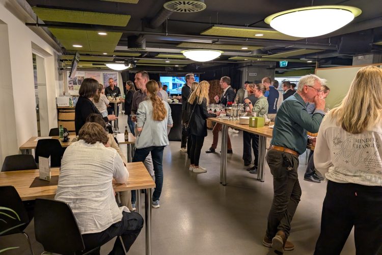 PXL_20260319_182325595