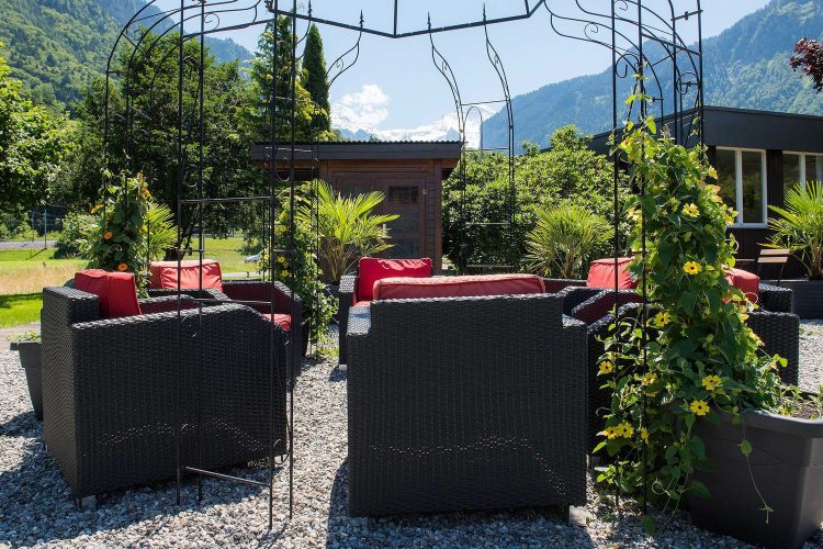 alpine-inn-wilderswil_6_AdFPwHu.jpg__1500x3000_q85_subsampling-2