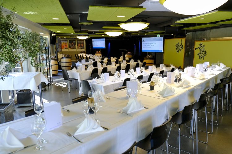 _dsf4743_heller.jpg__1500x3000_q85_subsampling-2